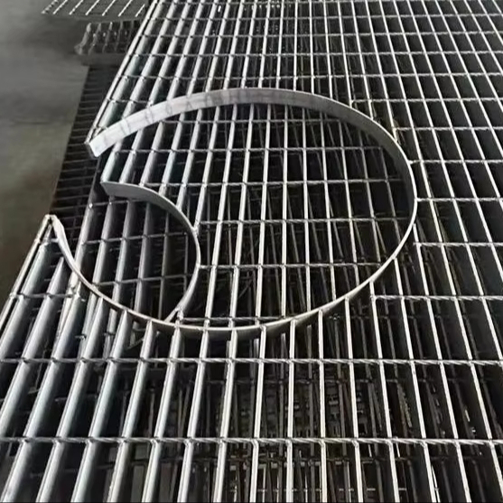 Special shaped Steel Grating Adaptable to
