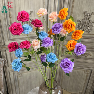 Rosas de Seda para Enamorados, Flores de 5 Cabezas, Decoraciones Románticas para Bodas - Product Image 1