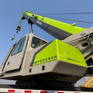 Grue sur camion Zoomlion ZTC850V d'occasion de 85 tonnes, grue mobile Zoomlion d'occasion de 80 tonnes et 85 tonnes - Product Image 6
