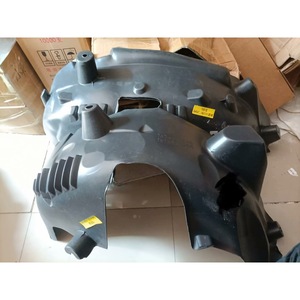 Revestimiento interior de rueda trasera Smart 453 A4536907200 A4536907100 Izquierdo Derecho Plástico ABS Negro Para Reemplazo - Product Image 1