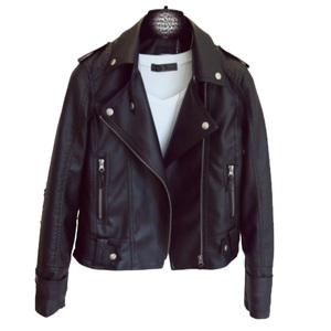 Modelos Explosivos de Invierno: Chaqueta de Motocicleta de Cuero PU con Cremallera y Botones para Mujer a la Moda - Product Image 1