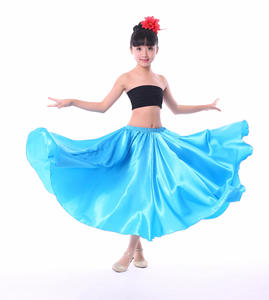 Falda de Actuación Infantil Inspirada en el Flamenco, Perfecta para Baile de Toros Español y Presentaciones Escénicas - Product Image 2