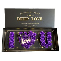 Caja de Regalo Romántica de Rosas de Jabón con Luces LED Set de Regalo Amor Profundo Arreglo I LOVE YOU para Día de San Valentín Cumpleaños Aniversario