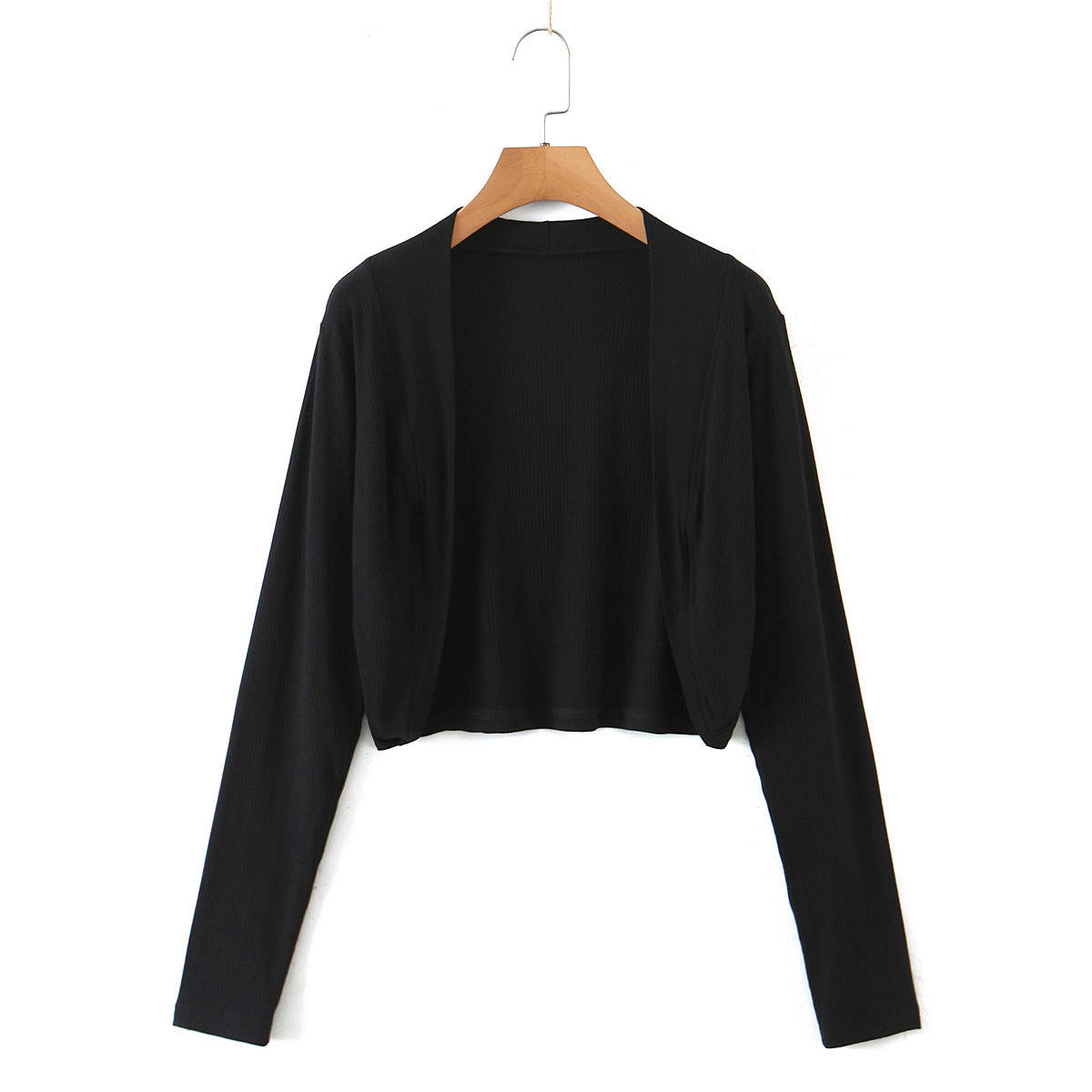 เสื้อคาร์ดิแกนสีดำ