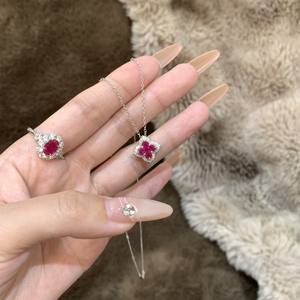 Collier rétro en argent pur S925, luxe léger, chaîne de clavicule scintillante contrastée, tendance, simple, personnalité, forme de chiffre - Product Image 3