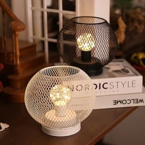 Sáng Tạo Led Bàn Đèn Lụa Màn Hình Thiết Kế Hiện Đại Cho Phòng Khách Nghiên Cứu Bố Trí Ấm Áp Ánh Sáng Ban Đêm Cho Phòng Ngủ Giường Trang Trí Sắt - Product Image 1