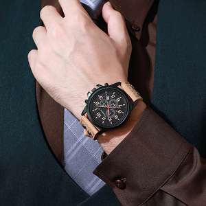 VENTE FLASH Montre de sport de luxe pour homme en PU, montre-bracelet à quartz avec cadran de 40 mm, boîtier de 10 mm, fermoir pliant - Product Image 4