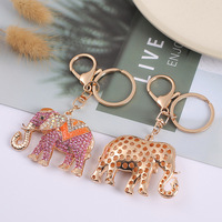 Porte-clés en cristal créatif avec strass éléphant Porte-clés animaux mignons Porte-clés de voiture Anneau pour femmes Pendentif à breloque pour sac Bijoux de mode