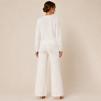 Ensemble deux pièces de luxe pour femme, personnalisé ODM, respirant, décontracté, entièrement blanc, en maille florale, avec strass assortis, ouvert sur le devant, avec ceinture et fermeture éclair