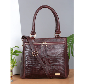 Bolso de mano para mujer Chic Urban 100% de cuero genuino diseñado para un estilo versátil, desde la oficina hasta escapadas de fin de semana - Product Image 3