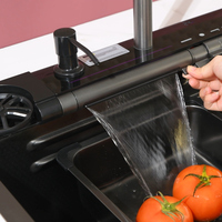 Évier cascade multifonctionnel intelligent avec sept touches piano, en acier inoxydable PVD noir nid d'abeille, évier de travail fait main