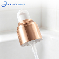 Pompe de pression pour fond de teint liquide cosmétique avec revêtement anti-ultraviolet et traitement de scellement
