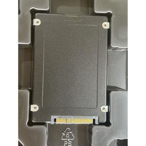 SSD NVMe de Grado Empresarial de 7.68 TB y 2.5 Pulgadas U.2, PCIe 4.0 X4, 3D TLC, 1DWPD, Firmware OEM Estándar 7C - Product Image 3