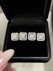 Pendientes de Oro Sólido de 18K con Diamantes Naturales Redondos y Baguettes Cuadrados de 0.50CT, Certificados por IGI, Joyería Fina de Xinfly - Product Image 2