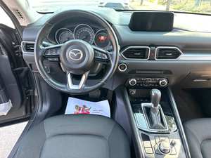 Mazda CX-5 2.0L FWD Automatique d'occasion 2021 - SUV au design KODO, technologie SkyActiv, faible consommation de carburant, fiable et durable - Product Image 4