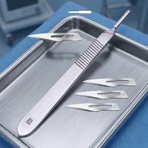 Manche de scalpel chirurgical avec lames en acier inoxydable pour la chirurgie générale, certifié CE, classe I, ensemble d'instruments manuels - Product Image 2
