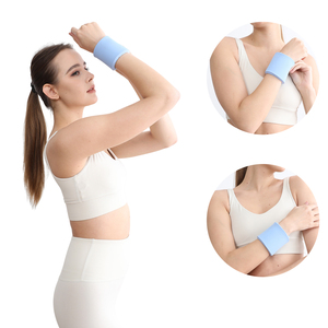 Solid Gel Hot & Cold Wrist Compress Microwave Oven Heatable Ice Pack Offers Comfort & Pain Relief