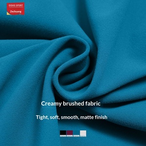 Pantaloni sportivi da donna a vita alta, a gamba larga, modellanti, a campana, lunghi, in feltro cremoso, tinta unita, con controllo pancia - Product Image 4