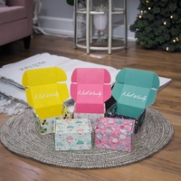 Boîte à cadeaux en carton ondulé coloré pour sous-vêtements, design personnalisé, laminage mat, gaufrage, matériaux recyclés, certifié ISO