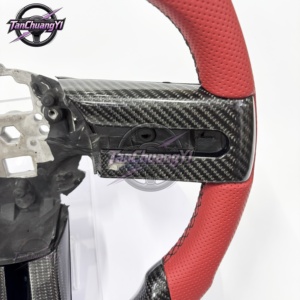 Volante de Coche de Fibra de Carbono y Cuero Perforado en Oferta para Ford <span class=keywords><strong>Mustang</strong></span> 2005 2006 <span class=keywords><strong>2007</strong></span> 2008 2009 - Product Image 6
