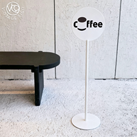 Panneau circulaire personnalisé imprimé UV, panneau métallique rond sur poteau avec base ronde pour la décoration de restaurant, café, devanture de magasin