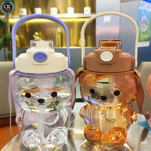 Botella de Agua con Forma de Oso Adorable, 1100ml, Vaso de Plástico con Pajita, Portátil, Antiderrames, con Correa para Niños, Deportes al Aire Libre - Product Image 5