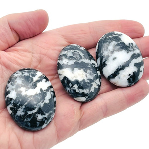 Piedra de Bolsillo Ovalada Pulida Natural de Jaspe Zebra al por Mayor para Decoración del Hogar Única y Regalos Navideños - Product Image 4