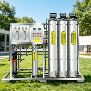Pompes centrifuges verticales multi-étages en acier inoxydable industrielles très vendues 220V/380V 50-60Hz – Pompe de traitement de l'eau à haute pression - Product Image 1