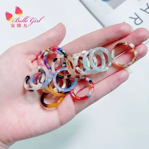 BELLEWORLD Custom color high quality classic round clear colorful adjustable acrylic resin unisex ring finger rings