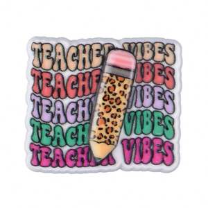 จี้รองเท้าครูสีดำยอดนิยมปี 2025 สำหรับเด็ก ขายส่งจี้รองเท้าครูสำหรับรองเท้าแบบขายส่ง จี้รองเท้าครูสำหรับรองเท้าแบบคล็อก - Product Image 3