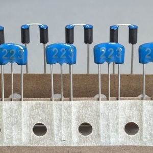 Through Hole Axial NiZn <strong>Ferrite</strong> Beads Inductor <strong>EMI</strong> <strong>RFI</strong> <strong>Suppression</strong> Wide Band Choke Coils for <strong>Electronic</strong> Circuits - Product Image 3
