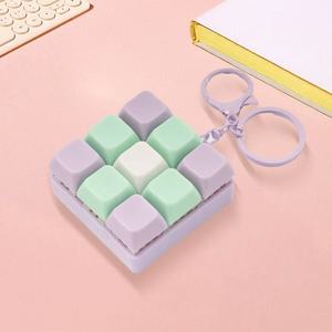 Bàn Phím Fidget Đồ Chơi LED Ánh Sáng Cơ Khí Keycap Căng Thẳng Cứu Trợ Clicker Hàng Ngày Mang Theo Keychain Giải Nén Đồ Chơi - Product Image 6