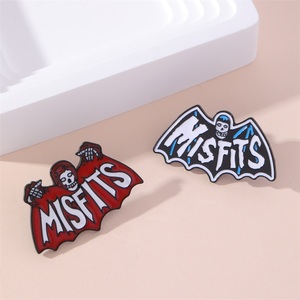 <span class=keywords><strong>Misfits</strong></span>-broche de Bat Fiend, banda Punk de Horror, Rock, para Fans, joyería de Halloween, decoraciones al por mayor - Product Image 6