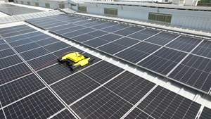 Dispositif de nettoyage automatique intelligent des panneaux solaires pour usage commercial et résidentiel - Product Image 3