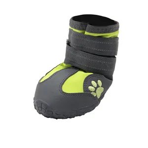 2023 Großhandel Sneaker Hund Protector Wasserdichte Schnürsenkel Reflektierende Streifen Robuste rutsch feste Sohle Hunde pfote
