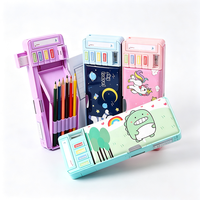 Étui à crayons en plastique ABS personnalisé en usine, grande capacité, multifonctionnel, boîte à crayons scolaire avec taille-crayon intégré