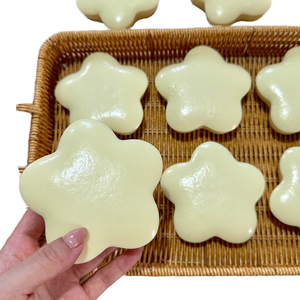 Juguete Blandito de PU con Forma de Estrella Kawaii, de Subida Lenta, Suave, Desodorante y Aromático para Niños, Juguete de PU para Apretar - Product Image 1