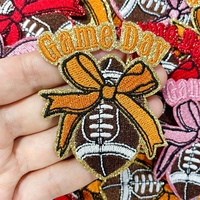 Patch thermocollant écologique DIY de football universitaire, brodé, en sequins, pour filles et garçons, 6,7 cm, thème Jour de Match, motif sportif, en sergé tissé, thermocollant