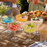 Verres à Martini jetables en plastique 5 oz, style vintage côtelé, pour cocktails, desserts et parfaits, idéaux pour les mariages et les fêtes