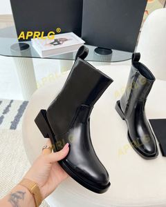 Botas de media pantorrilla de cuero marrón térmicas Alexander para mujer 2025, diseño cálido de punta ancha y cobertura completa Mc.Queen - Product Image 1