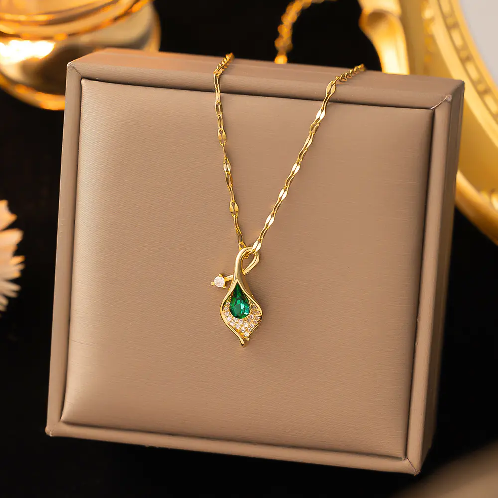 New Trendy 18K Gold Plated Stainless Steel Green Zircon Inlaid Calla Lily Flower Pedant Necklace For Women Girl