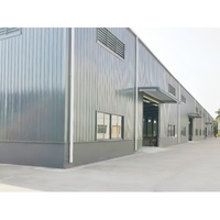 Bâtiment d'entrepôt préfabriqué en acier de 5000 mètres carrés avec services de soudage et de découpe
