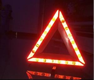 Triangle de signalisation pour panne de véhicule, outils d'urgence pour assistance routière - Product Image 4