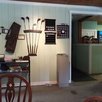 Présentoir Moderne en Bambou pour Balles de Golf, Meuble de Rangement Rectangulaire Multifonctionnel pour Bureau, Organisateur de Divers Articles, Capacité 25 Balles de Golf, Idéal Cadeau