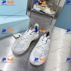 Chaussures de fitness épaisses pour hommes avec semelles intérieures en PVC, doublure en maille, style randonnée et marche, bout fermé, anti-odeur pour l'été et le printemps - Product Image 3