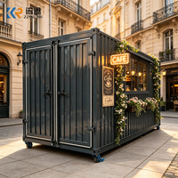 Conteneur personnalisé moderne avec équipement de cuisine professionnel, service de restauration en plein air, restaurant modulaire