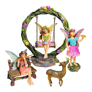 Ensemble de balançoires de jardin féerique enchanté, fées en résine avec figurines de cerfs - Product Image 1