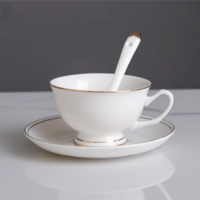 Tasse à café en céramique blanche personnalisée avec soucoupe et cuillère, 250 ml, bord doré, style américain, ensemble de tasses à thé en porcelaine, vaisselle d'hôtel