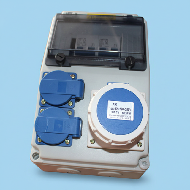 CHENF Industrial Electrical Panels Power Distribution Box 32A Switch Box Industrial Plug Sockets 6 Sockets 220V/380V Custom