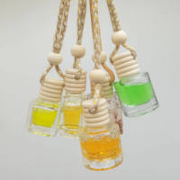 Diffuseur de parfum de luxe pour voiture 6/8/10 ml avec bouchon en bois et cordon réglable en verre pour désodorisant